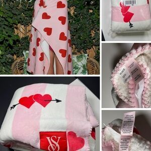 Valentine’s Day blanket Victoria’s Secret